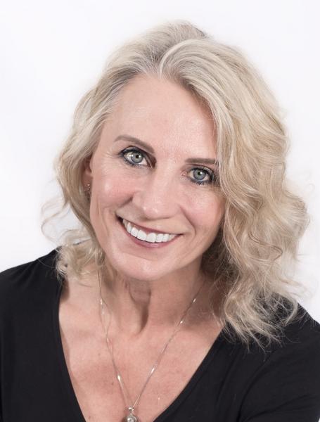 ESME BERGH, estate agent
