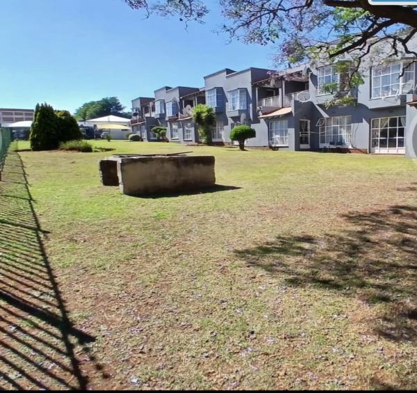 Apartment / Flat For Sale in Horison, Roodepoort