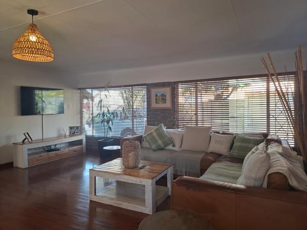 House For Sale in Rant En Dal, Krugersdorp